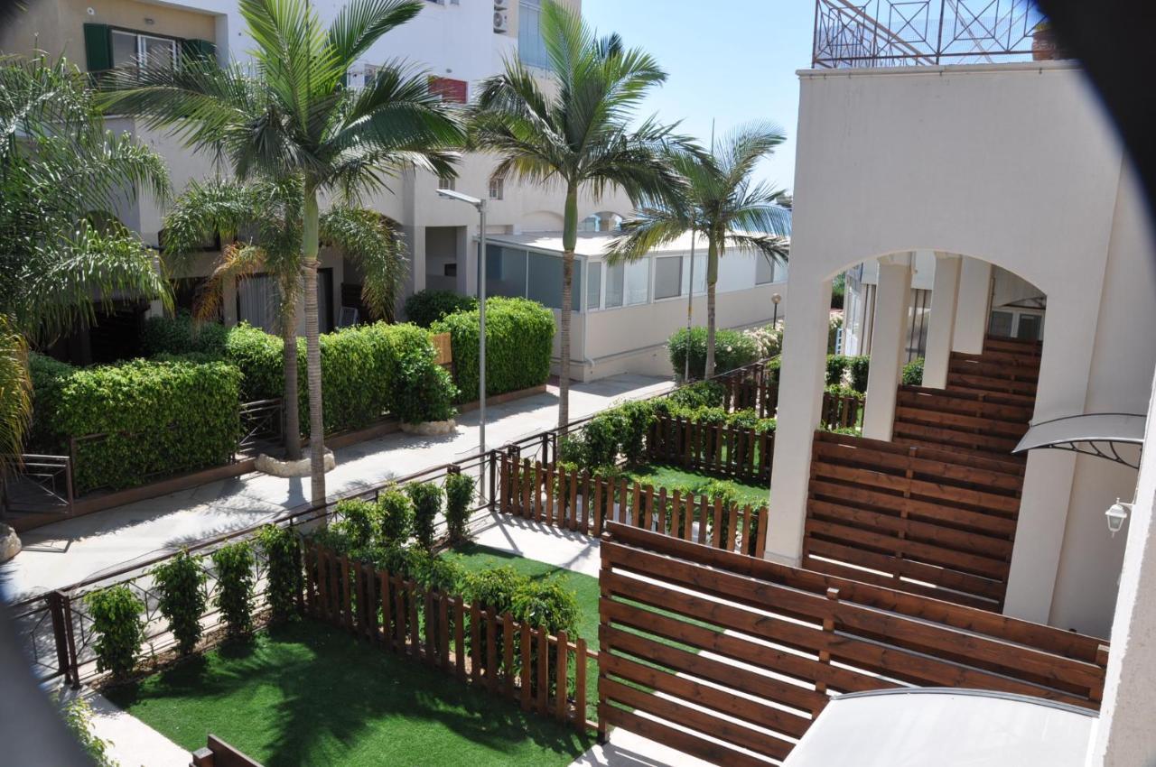 Lux Galatex Lägenhet Limassol Exteriör bild
