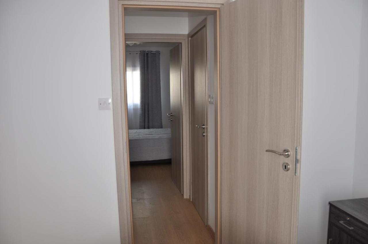 Lux Galatex Lägenhet Limassol Exteriör bild